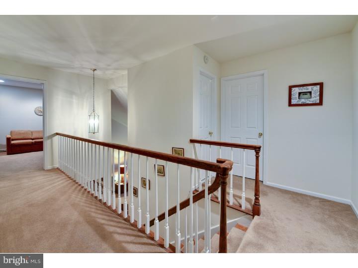 208 Springhouse Pond Chesterbrook, PA 19087 - Photo 19 of 25 Gallery Image 19