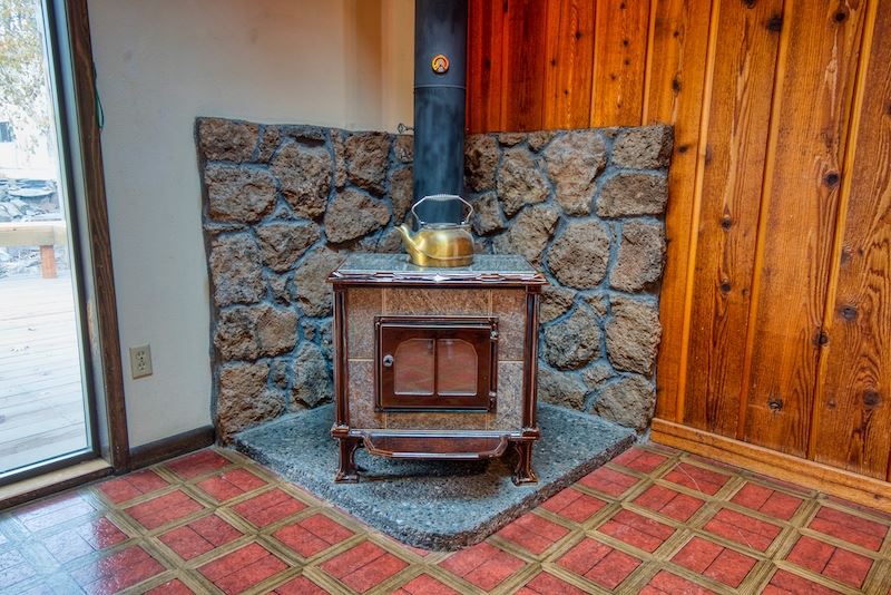 6604 West Depot Springs Road Cheney, WA 99004 - Photo 12 of 50