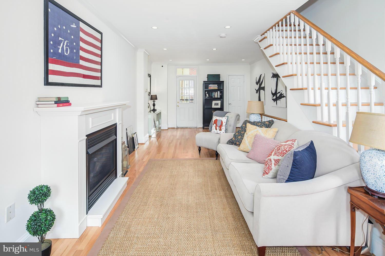 1111 R Street Northwest Washington, DC 20009 - Photo 16 of 30 Interior (General)