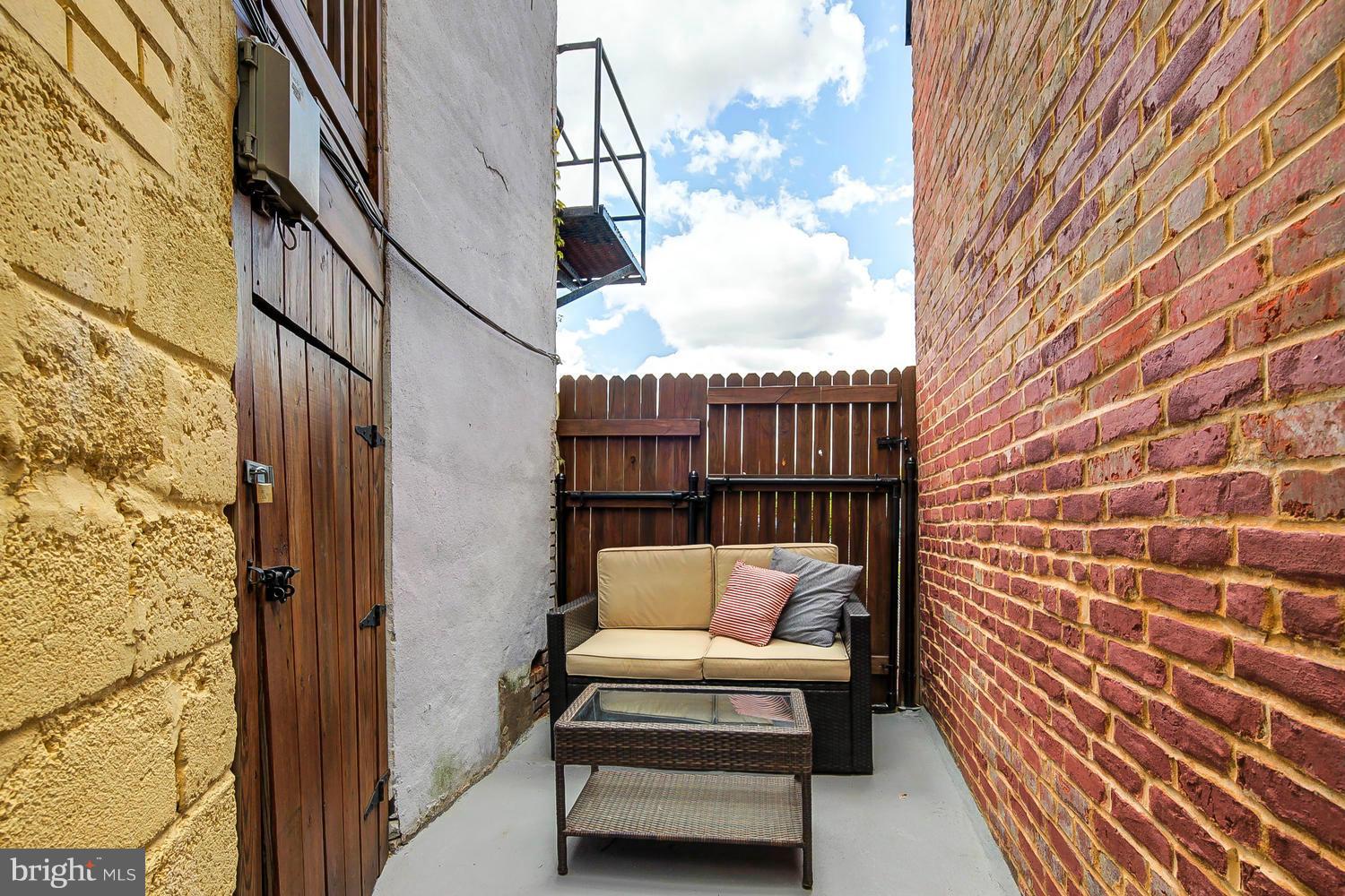 1111 R Street Northwest Washington, DC 20009 - Photo 28 of 30 Exterior (General)