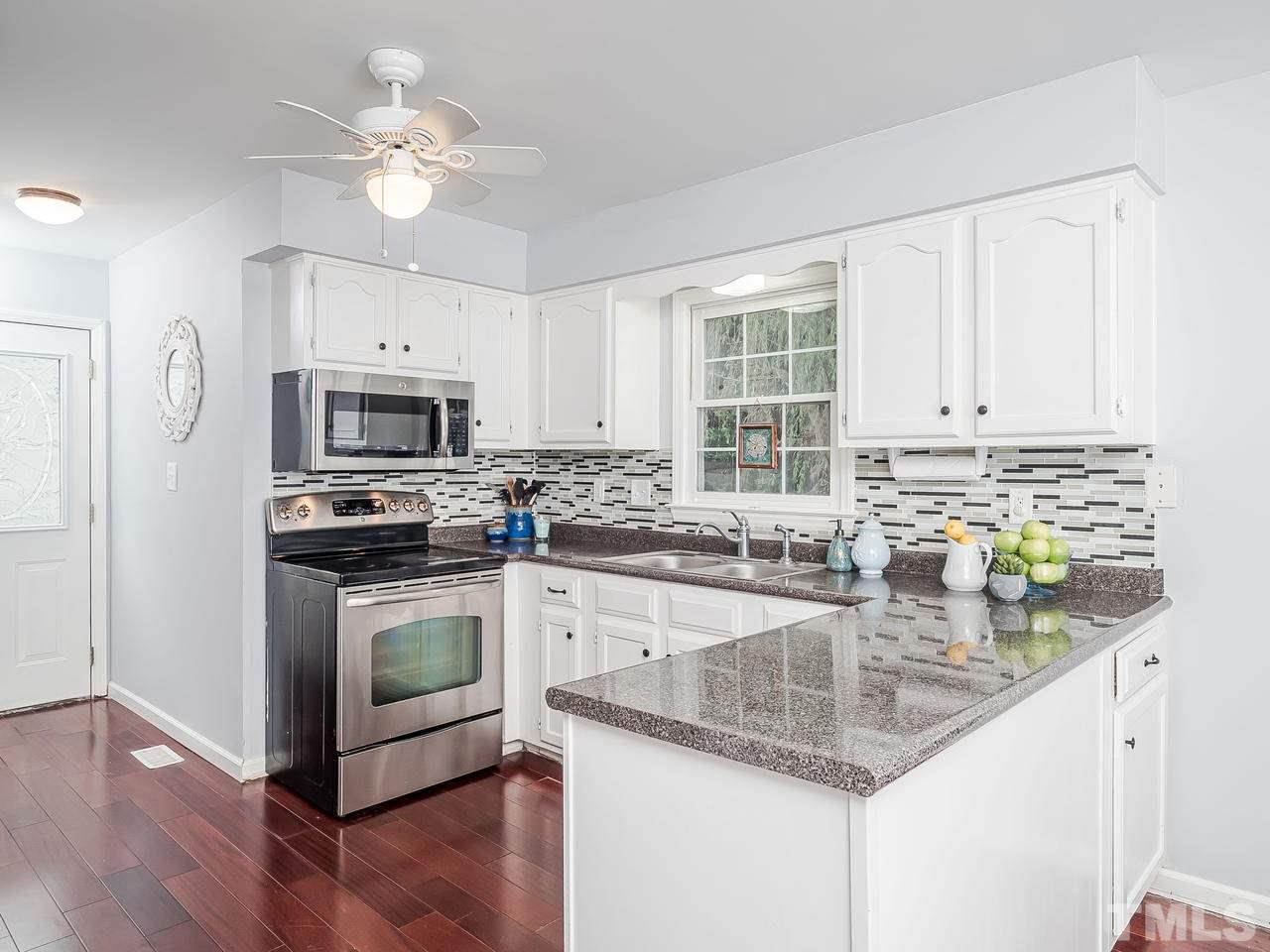 8308 Bellingham Circle Raleigh, NC 27615 - Photo 5 of 20