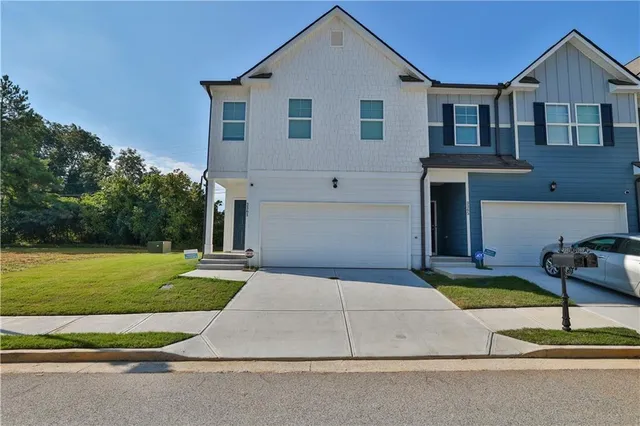 $4,000 | 3361 The Way Place, Atlanta, GA 30349