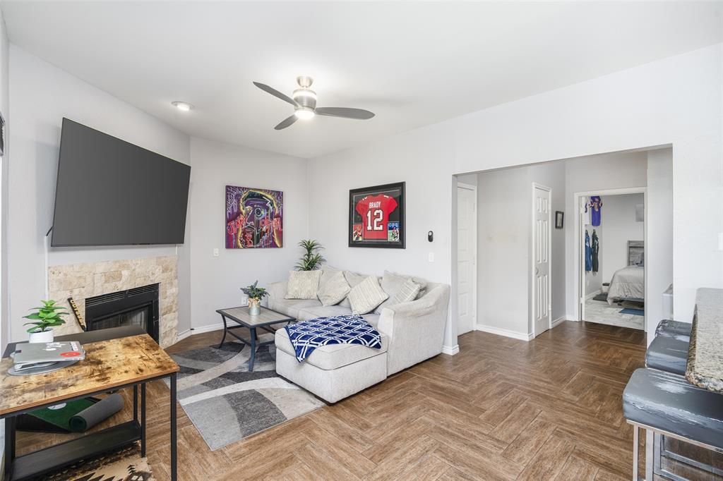 7340 Skillman Street, Unit 1113 Dallas, TX 75231 - Photo 14 of 31 Wood Laminate Flooring throughout!