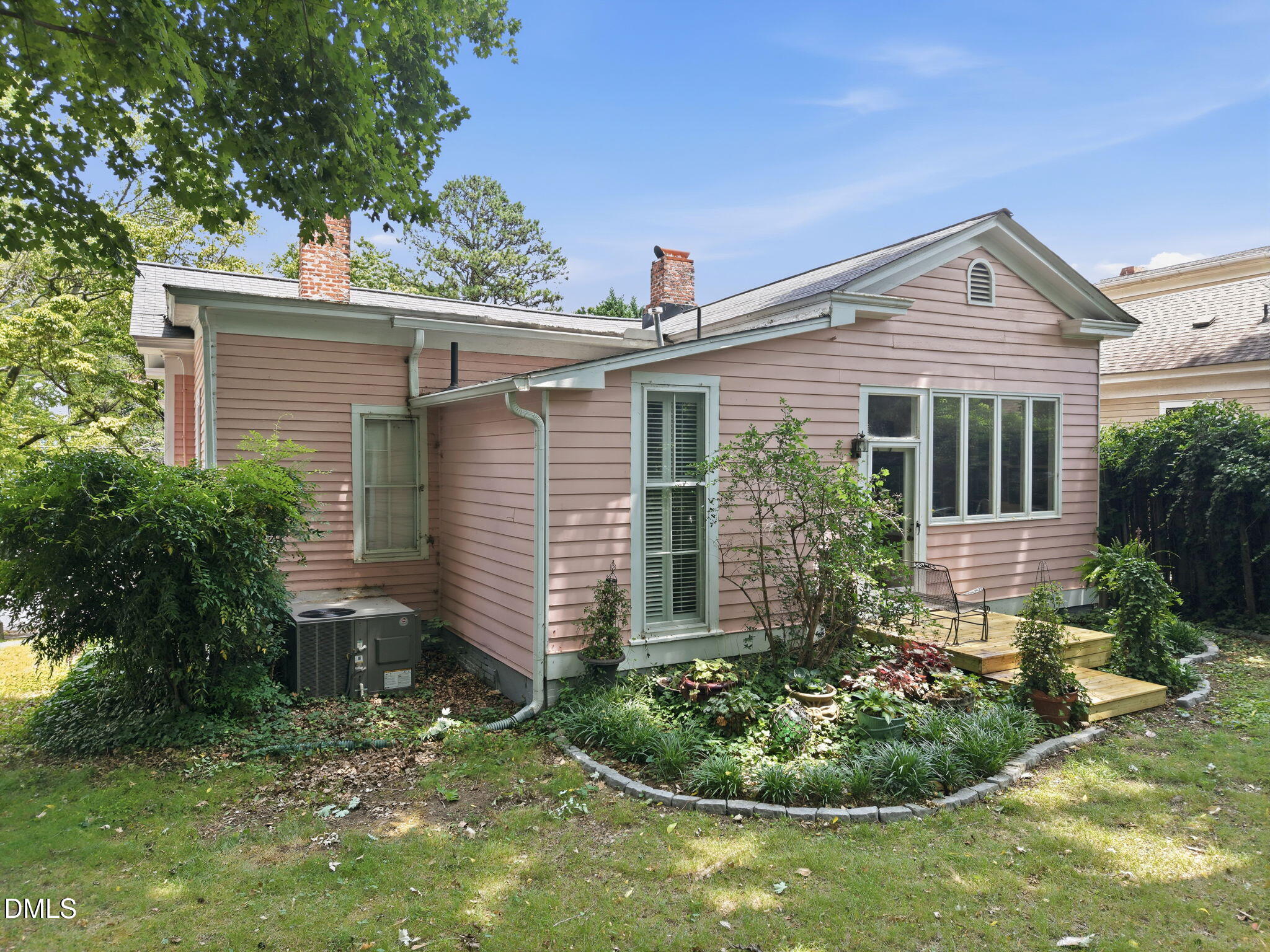 514 East Lane Street Raleigh, NC 27601 - Photo 32 of 51