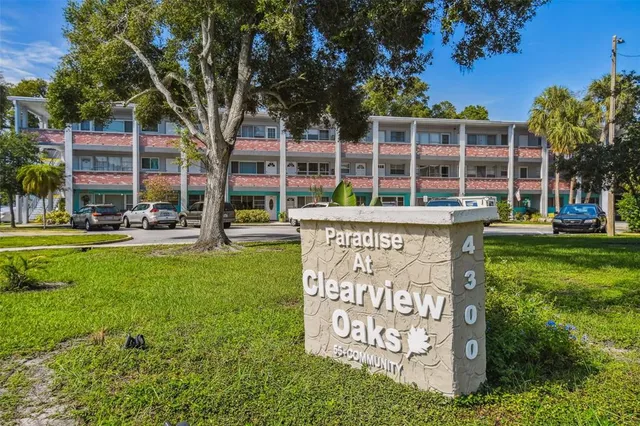 $135,000 | 5860 43rd Terrace North, Unit 1513, St. Petersburg, FL 33709