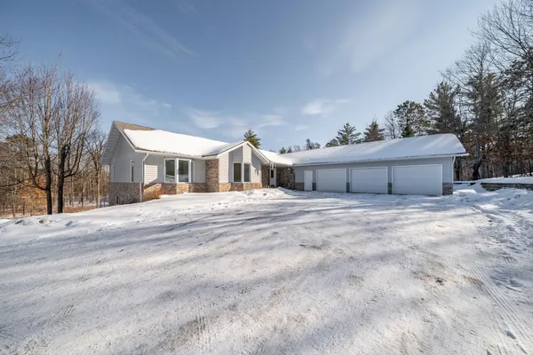 $524,900 | 4304 Alder Street Northeast, Bemidji, MN 56601