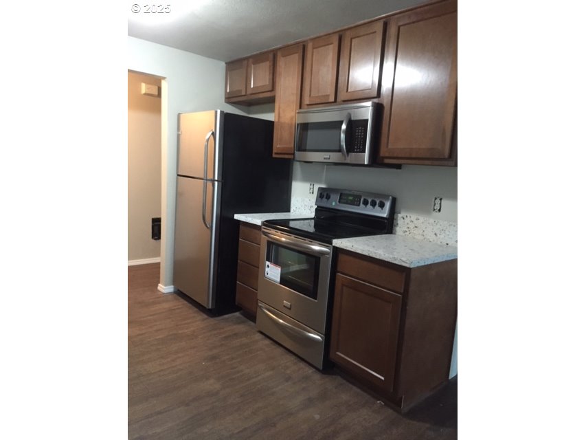 22630 Northeast Schuyler Street Fairview, OR 97024 - Photo 19 of 24 Unit #1