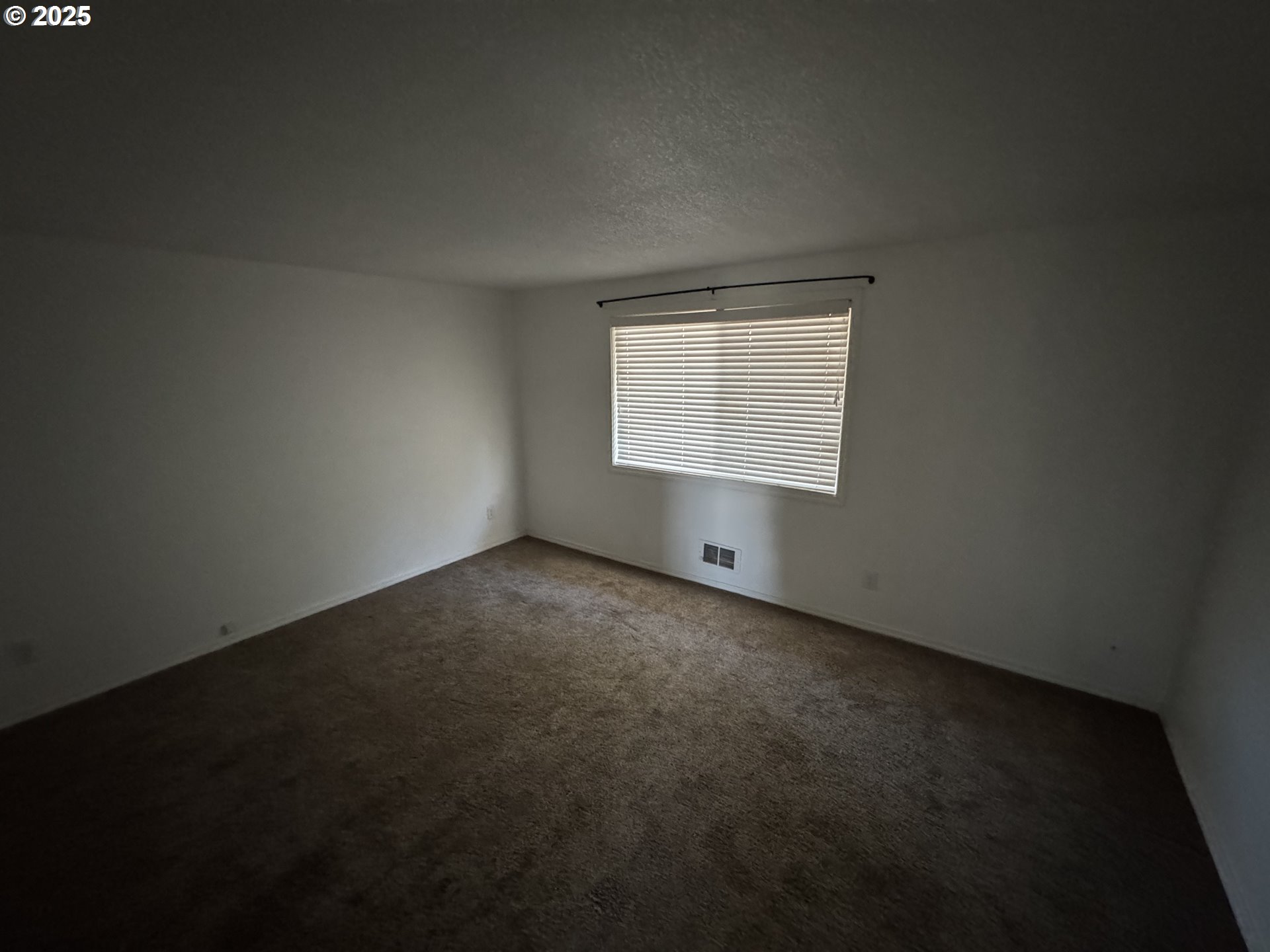 22630 Northeast Schuyler Street Fairview, OR 97024 - Photo 10 of 24 Unit #2