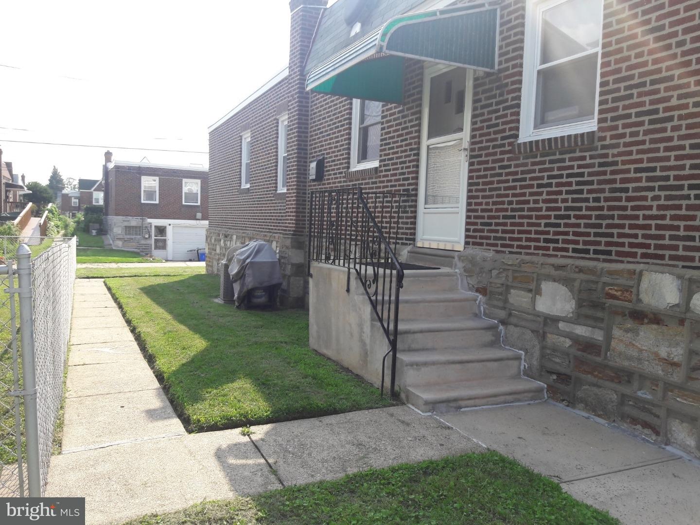 1706 Fox Chase Road Philadelphia, PA 19152 - Photo 2 of 21 Gallery Image 2