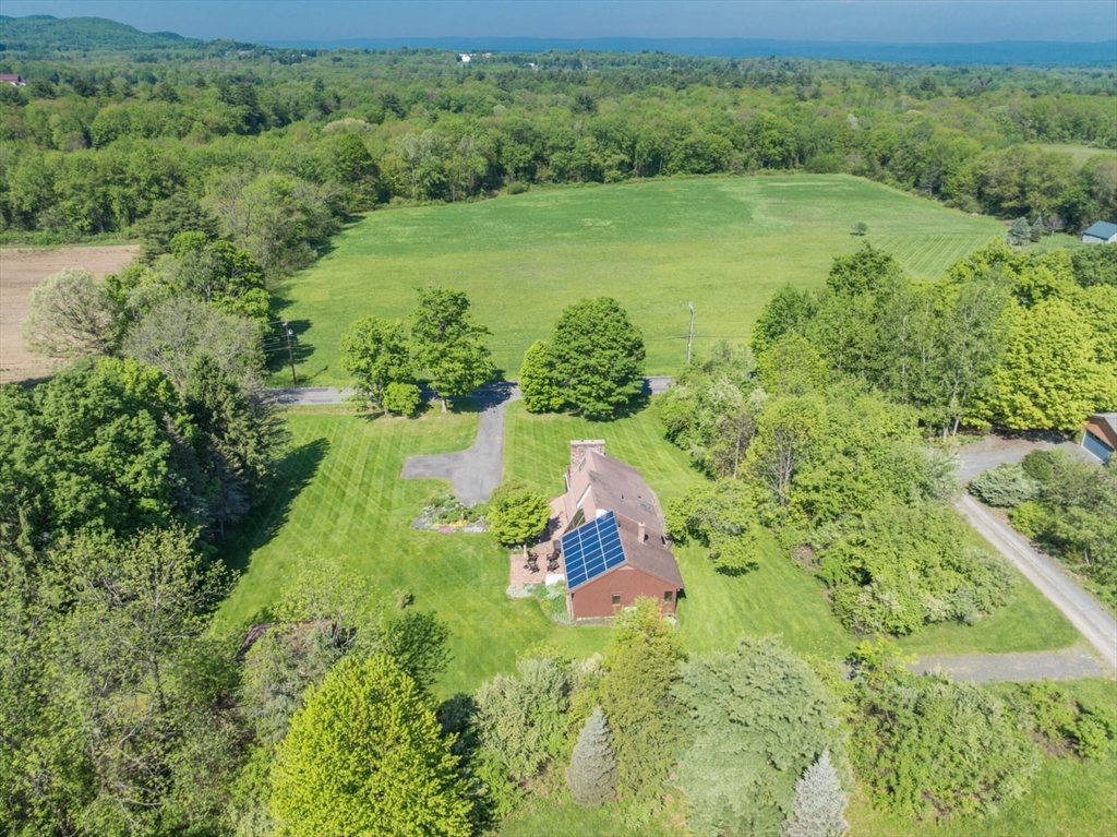 400 Middle Street Amherst, MA 01002 - Photo 6 of 42