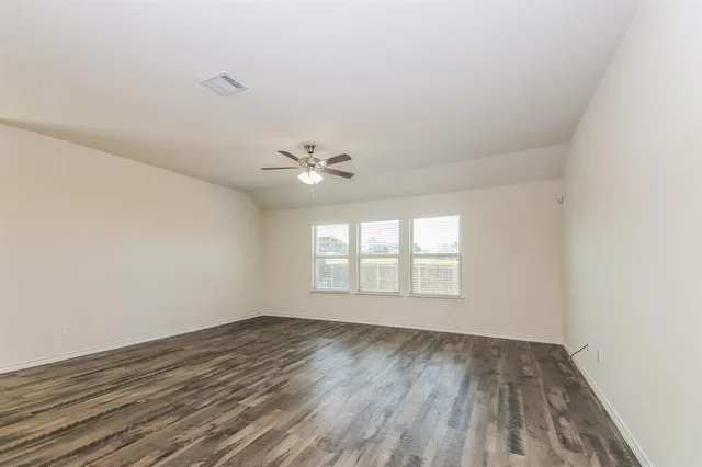 $2,060 | 574 Kara Drive, Fate, TX 75087