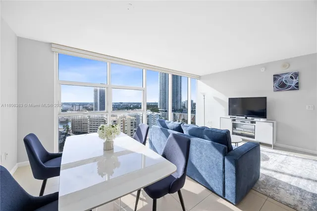 $4,200 | 1830 South Ocean Drive, Unit 1807, Hallandale Beach, FL 33009