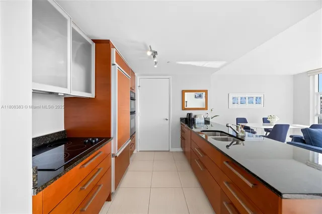 $4,200 | 1830 South Ocean Drive, Unit 1807, Hallandale Beach, FL 33009