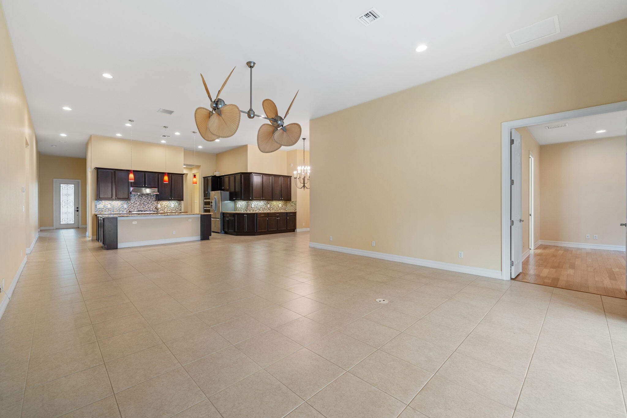 10765 Pisa Road Wellington, FL 33414 - Photo 21 of 61 Great Room