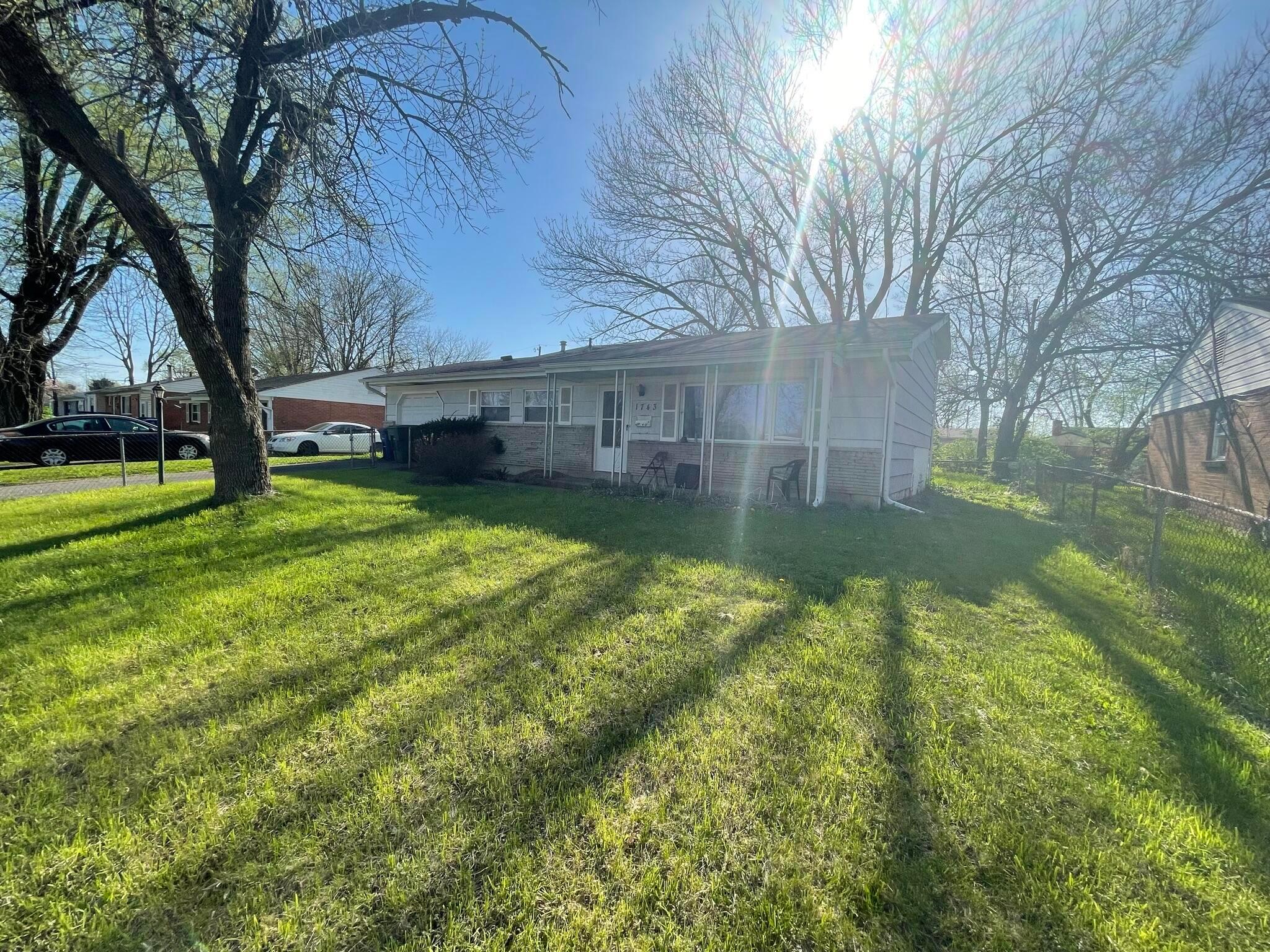 1743 Quigley Road Columbus, OH 43227 - Photo 3 of 38 5FDA5A62-9CFB-47F6-A26D-E5BBE0D88F07