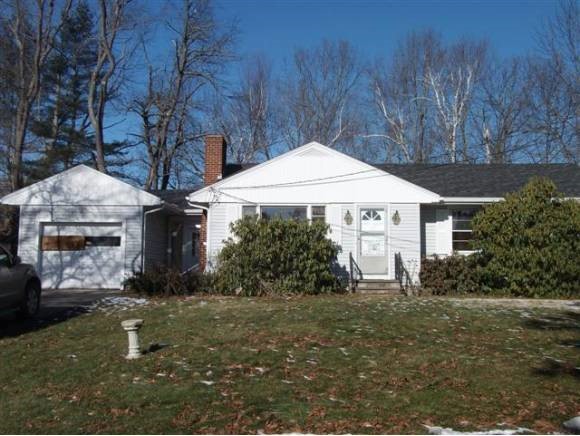 19 Rudolph Avenue Kittery, ME 03904 - Photo 1 of 1