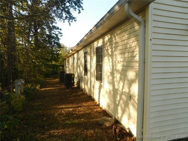 $259,000 | 1633 South Co Road 150 East, Paoli, IN 47454