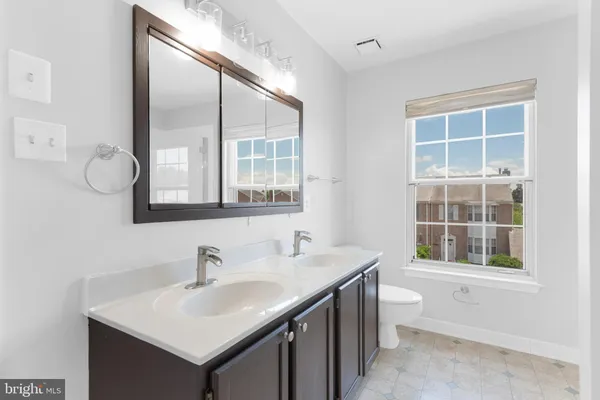 $3,000 | 46613 Silhouette Square, Sterling, VA 20164