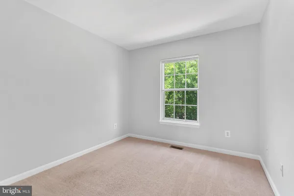 $3,000 | 46613 Silhouette Square, Sterling, VA 20164