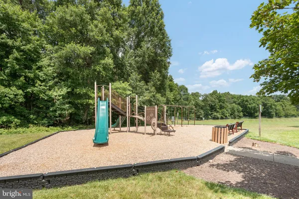 $3,000 | 46613 Silhouette Square, Sterling, VA 20164