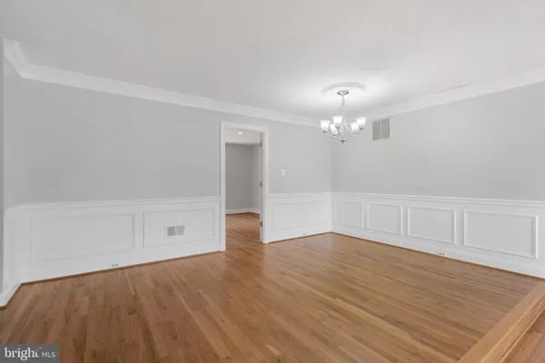 $3,000 | 46613 Silhouette Square, Sterling, VA 20164