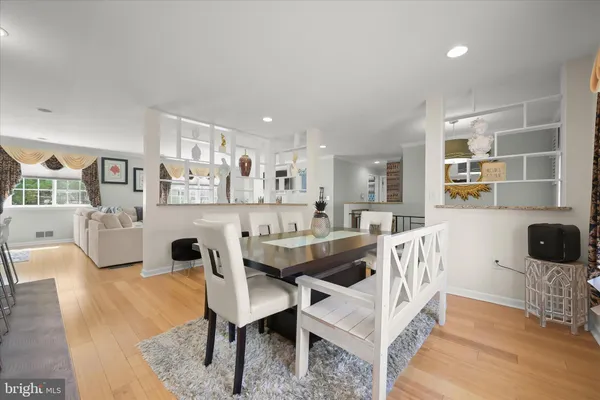 $899,000 | 1 Southview Court, Silver Spring, MD 20905