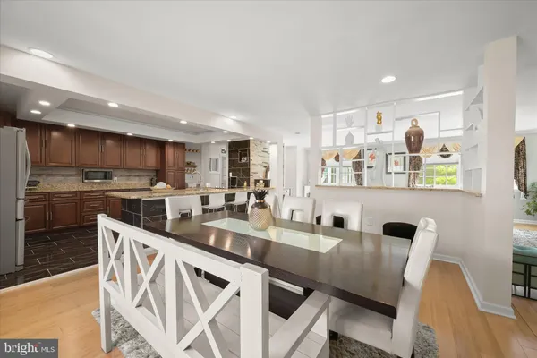 $899,000 | 1 Southview Court, Silver Spring, MD 20905