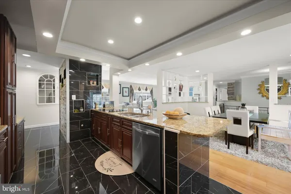 $899,000 | 1 Southview Court, Silver Spring, MD 20905