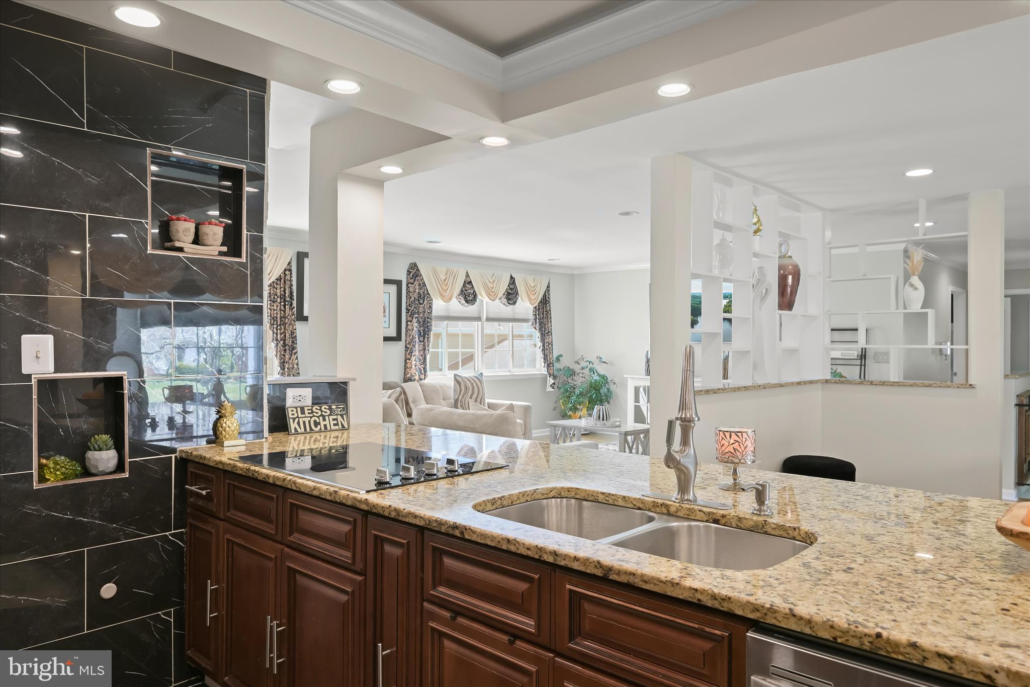 1 Southview Court Silver Spring, MD 20905 - Photo 24 of 106 Custom Designed Eat-In Kitchen