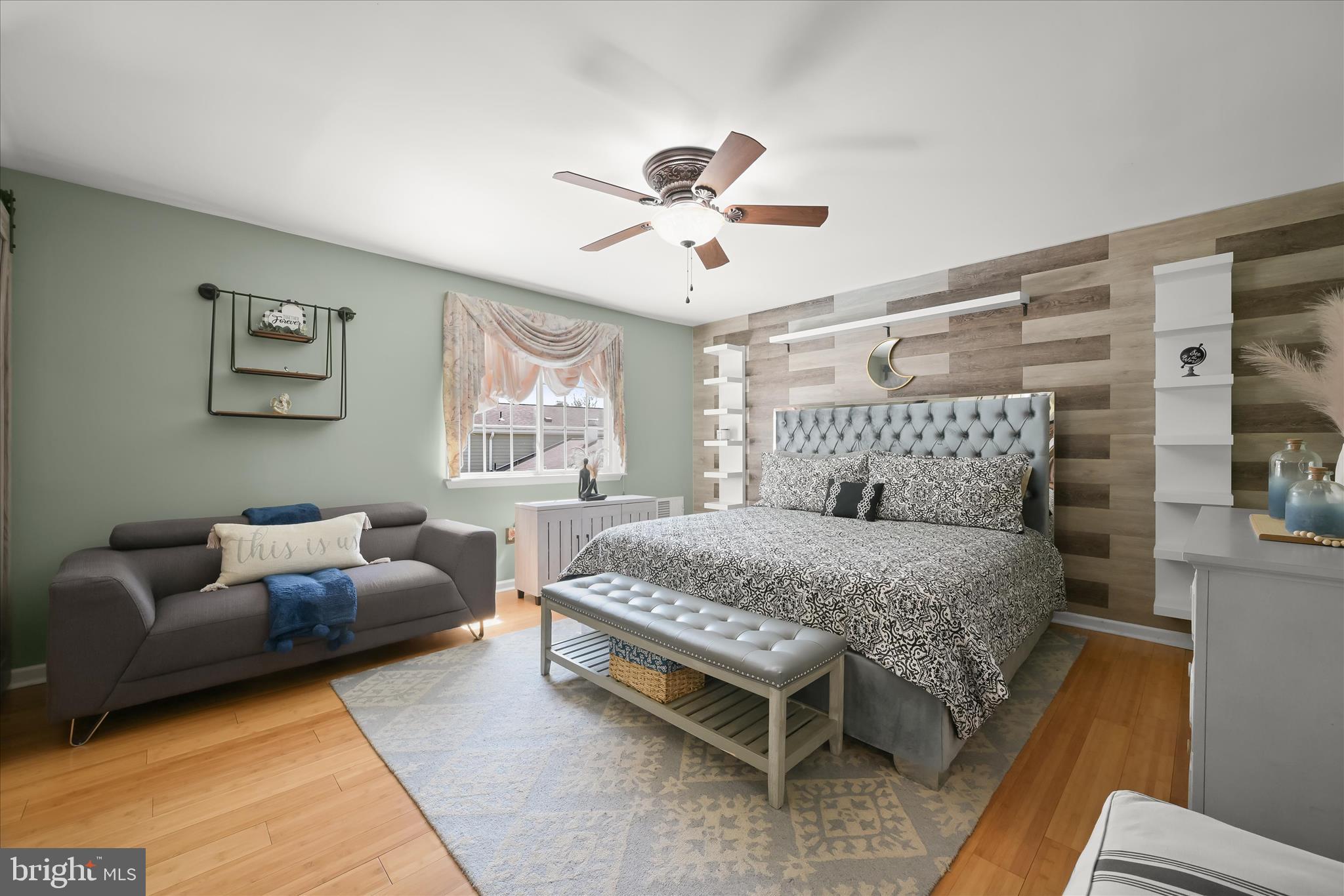 1 Southview Court Silver Spring, MD 20905 - Photo 29 of 106 Primary Bedroom - En-Suite Full Bath -WIC