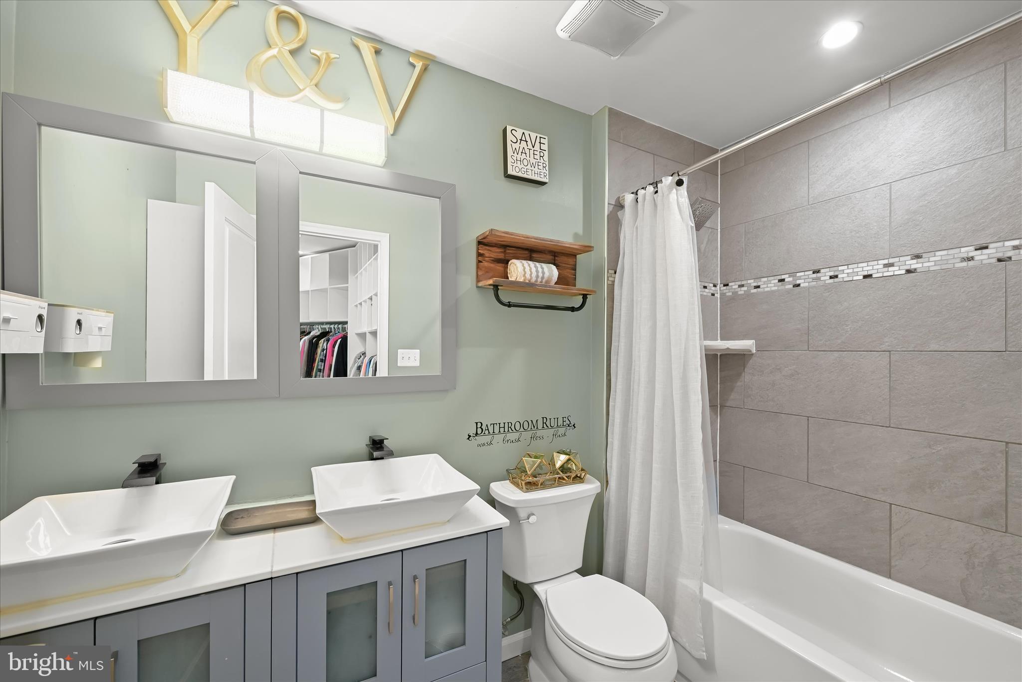 1 Southview Court Silver Spring, MD 20905 - Photo 70 of 106 En-Suite Full Bath