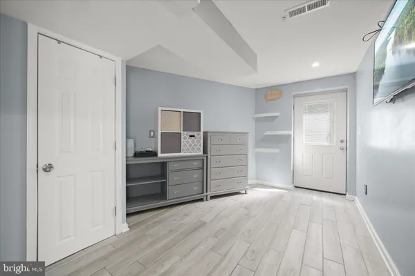 $899,000 | 1 Southview Court, Silver Spring, MD 20905
