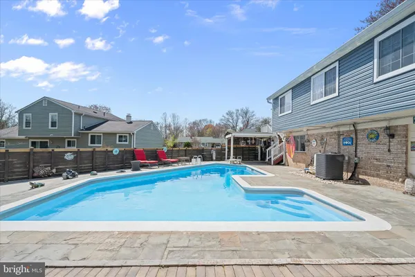 $899,000 | 1 Southview Court, Silver Spring, MD 20905