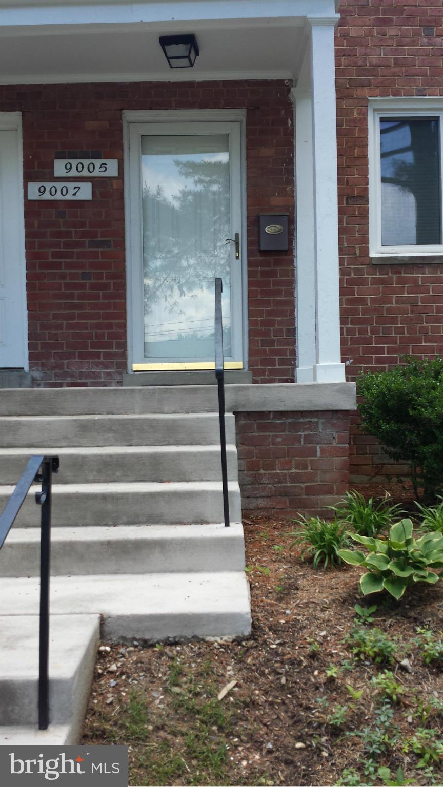 9005 Manchester Road Silver Spring, MD 20901 - Photo 3 of 22 Exterior (Front)