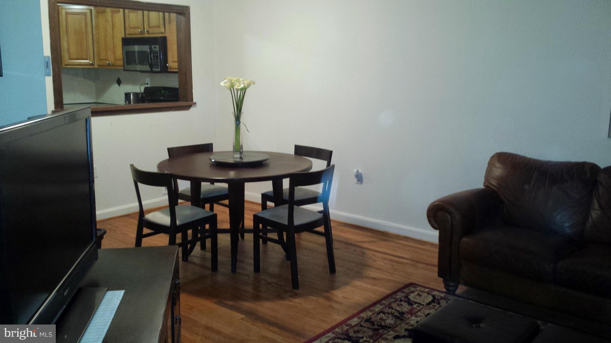 9005 Manchester Road Silver Spring, MD 20901 - Photo 10 of 22 Interior (General)