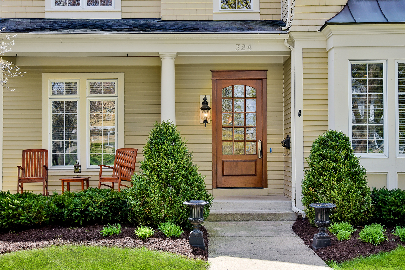 324 Spring Avenue Naperville, IL 60540 - Photo 4 of 70