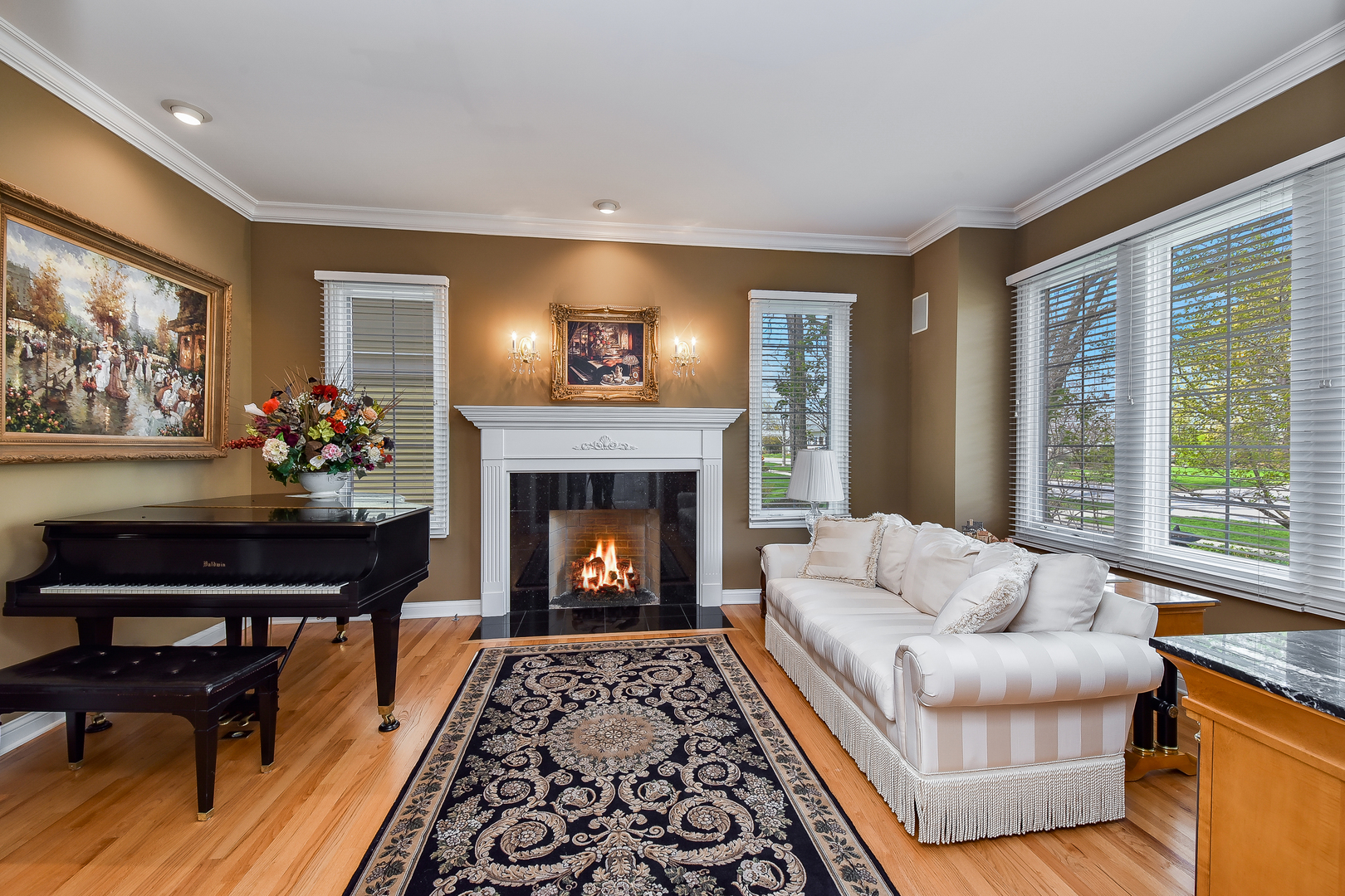 324 Spring Avenue Naperville, IL 60540 - Photo 8 of 70