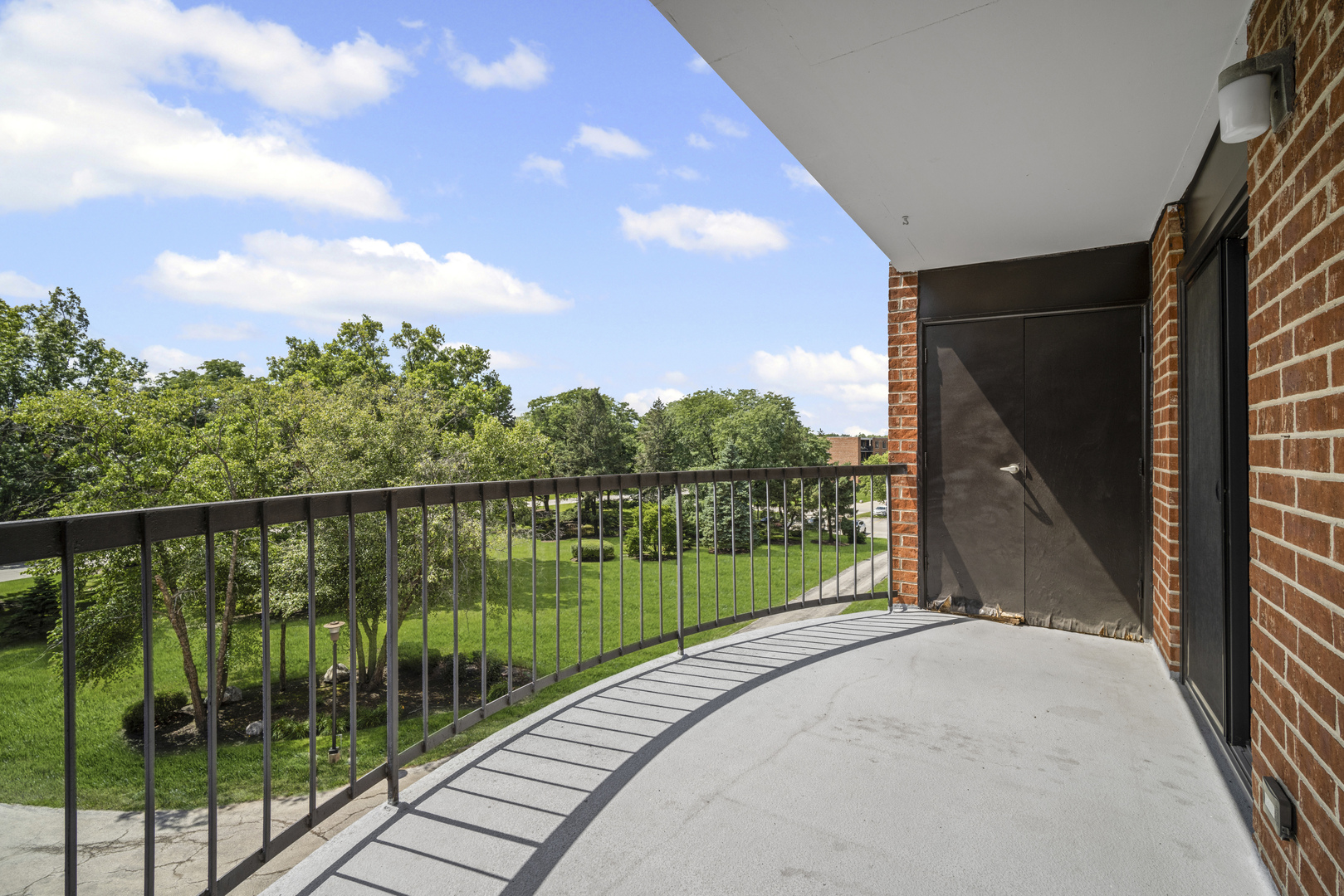 1615 East Central Road, Unit 417C Arlington Heights, IL 60005 - Photo 20 of 24 a view of a balcony with lake view