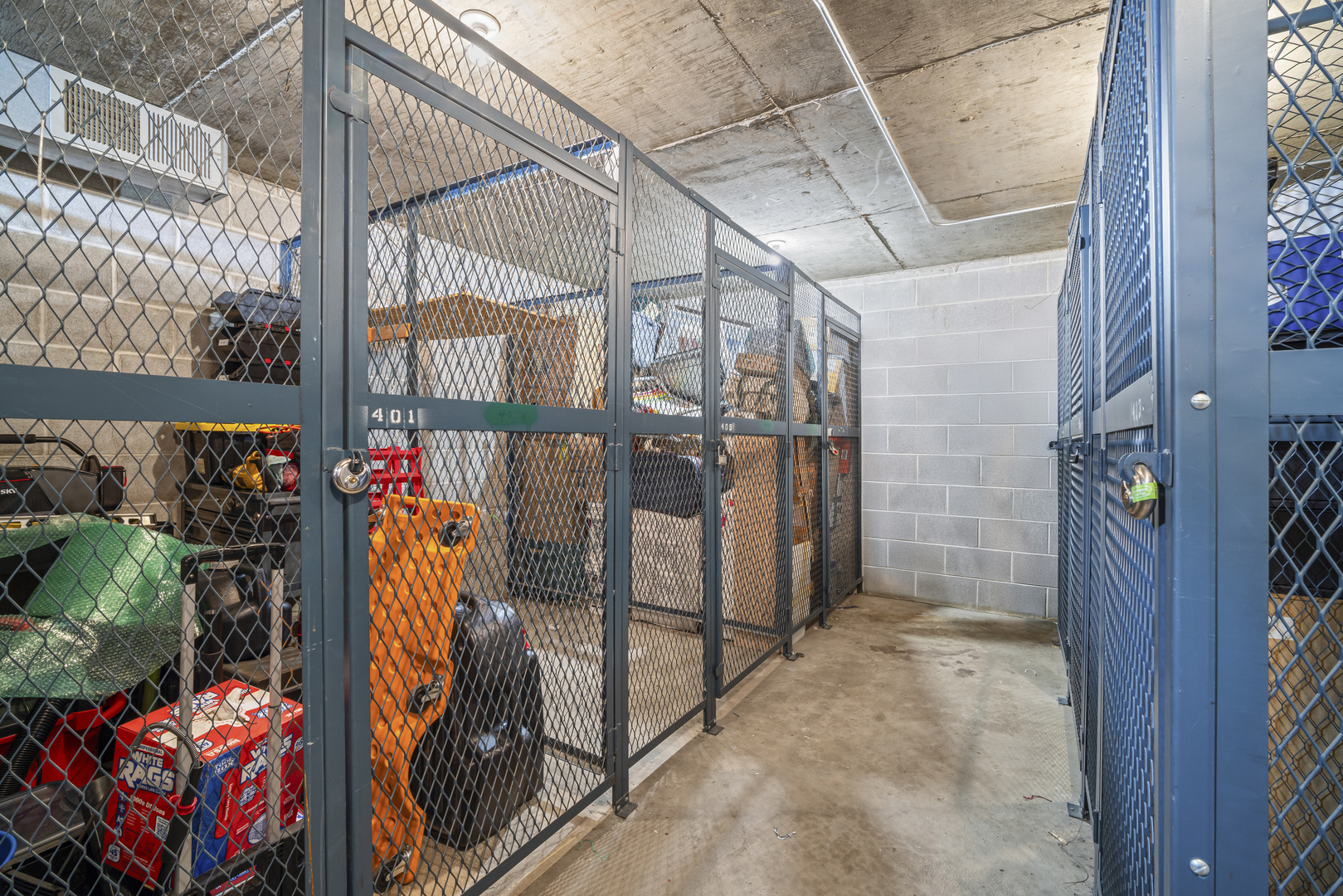 1615 East Central Road, Unit 417C Arlington Heights, IL 60005 - Photo 21 of 24 a view of entryway