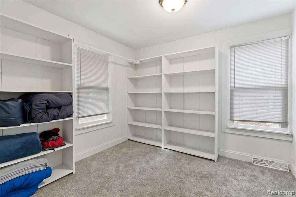 3371 York Road Rochester Hills, MI 48309 - Photo 18 of 38
