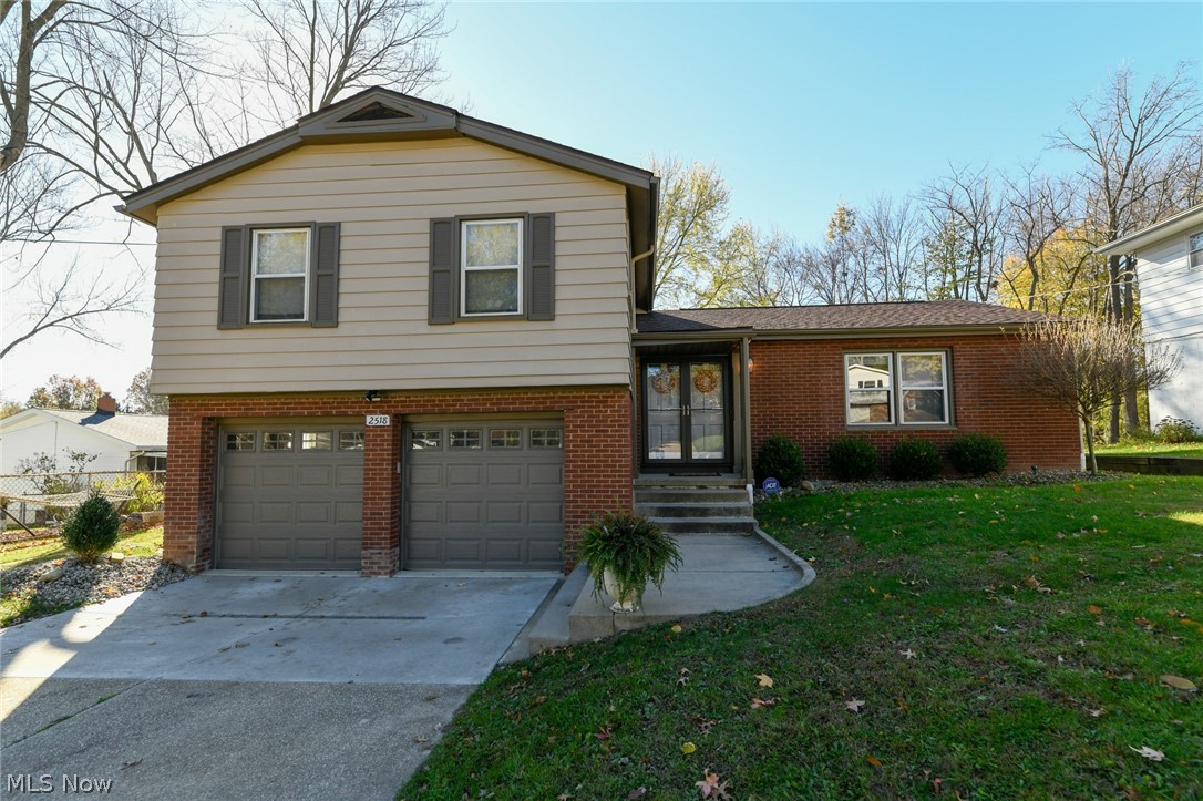 2518 Barrington Road Akron, OH 44333 - Photo 1 of 28 Gallery Image 1
