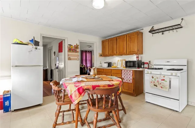 $1,700,000 | 134 Duke Street, East Greenwich, RI 02818