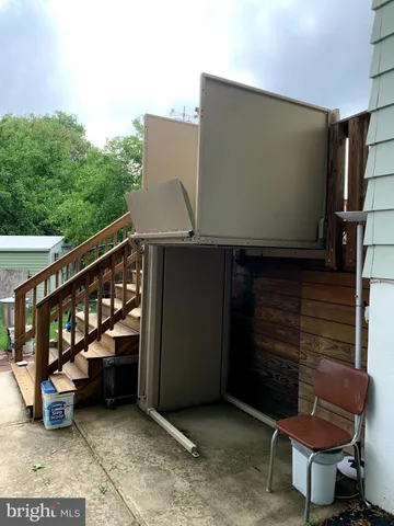 $619,900 | 101 South Harrison Road, Sterling, VA 20164