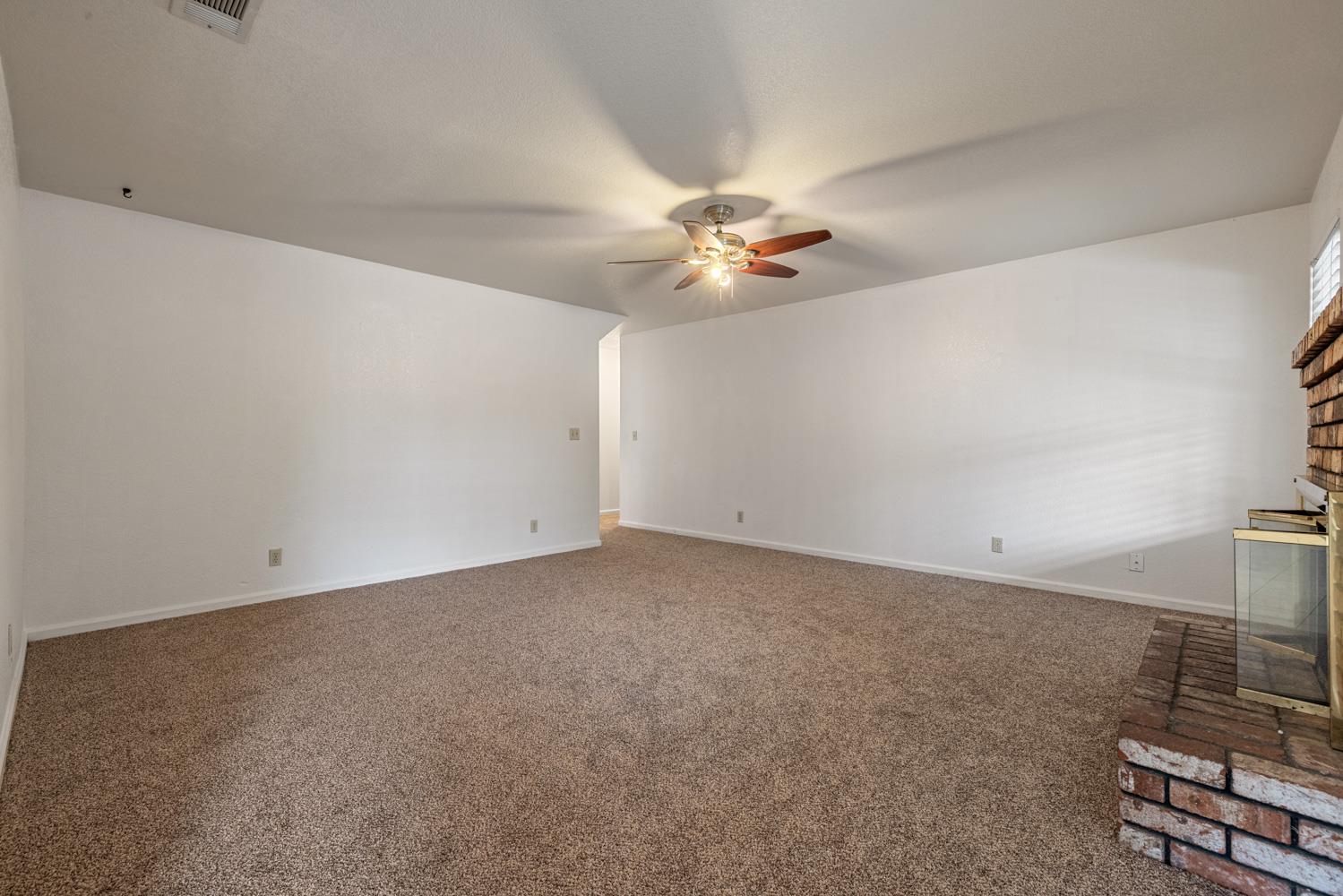 1940 North Berkeley Avenue Turlock, CA 95382 - Photo 15 of 40