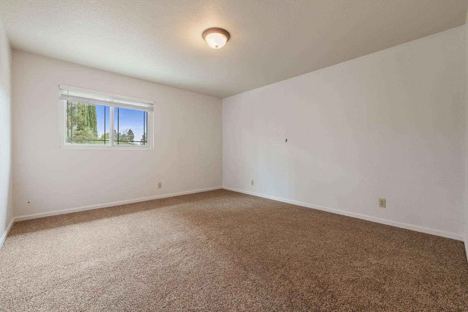 1940 North Berkeley Avenue Turlock, CA 95382 - Photo 35 of 40