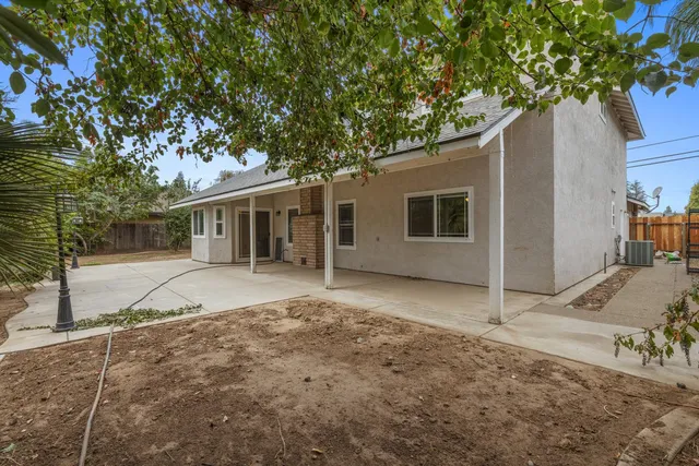 $549,900 | 1940 North Berkeley Avenue, Turlock, CA 95382