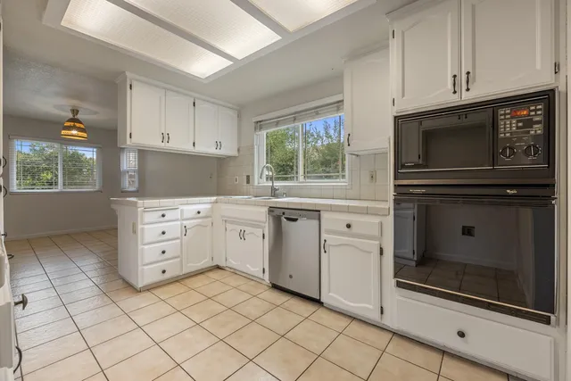 $549,900 | 1940 North Berkeley Avenue, Turlock, CA 95382