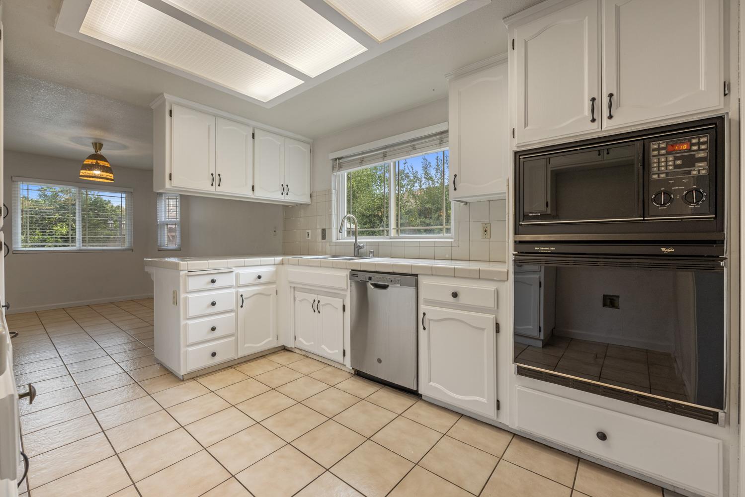 1940 North Berkeley Avenue Turlock, CA 95382 - Photo 10 of 40