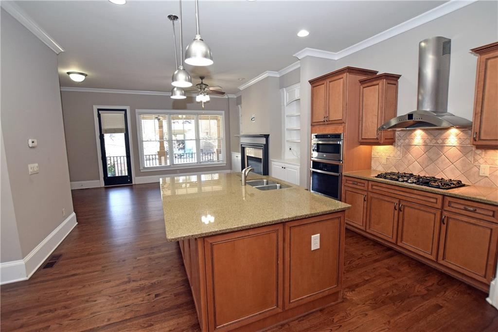 396 15th Street Northwest, Unit 8 Atlanta, GA 30318 - Photo 8 of 27