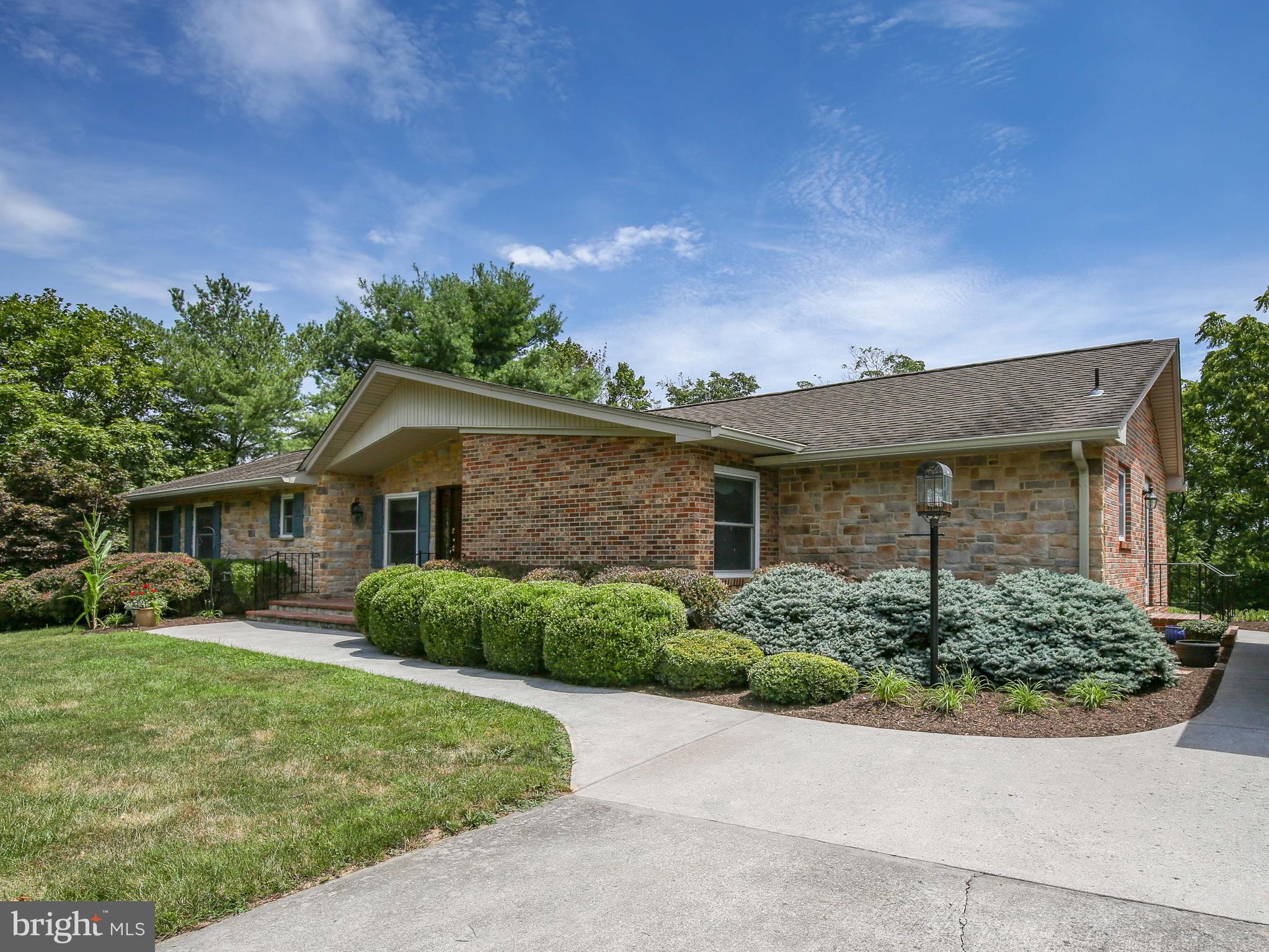 144 Stonebrook Road Winchester, VA 22602 - Photo 1 of 59 Gallery Image 1